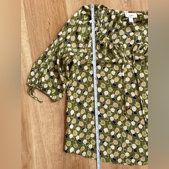 Loft blouse tie neck top 3/4 sleeves floral olive green black large - Picture 6 of 7
